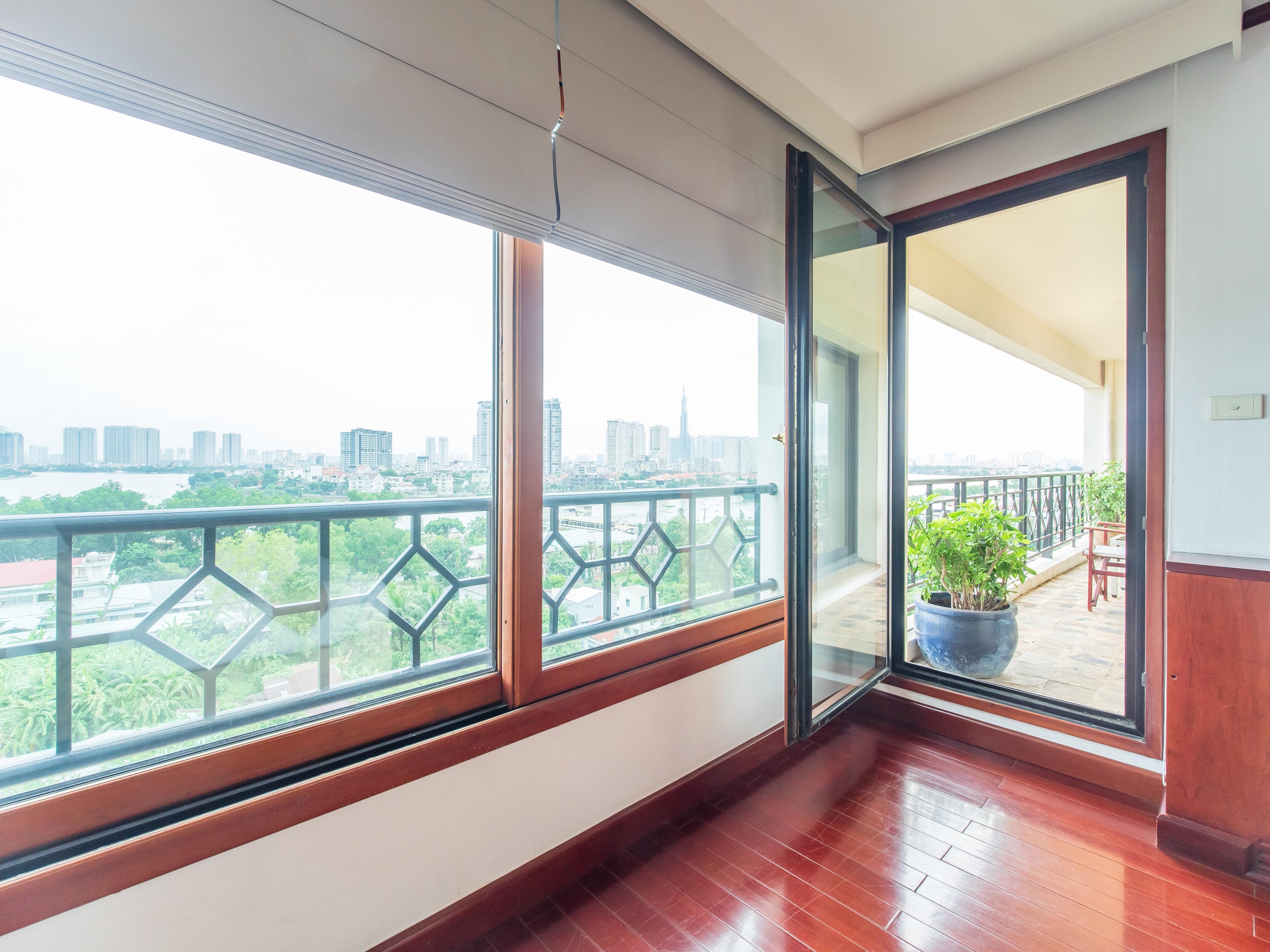 Saigon Domaine Luxury Residences Хошимин Экстерьер фото