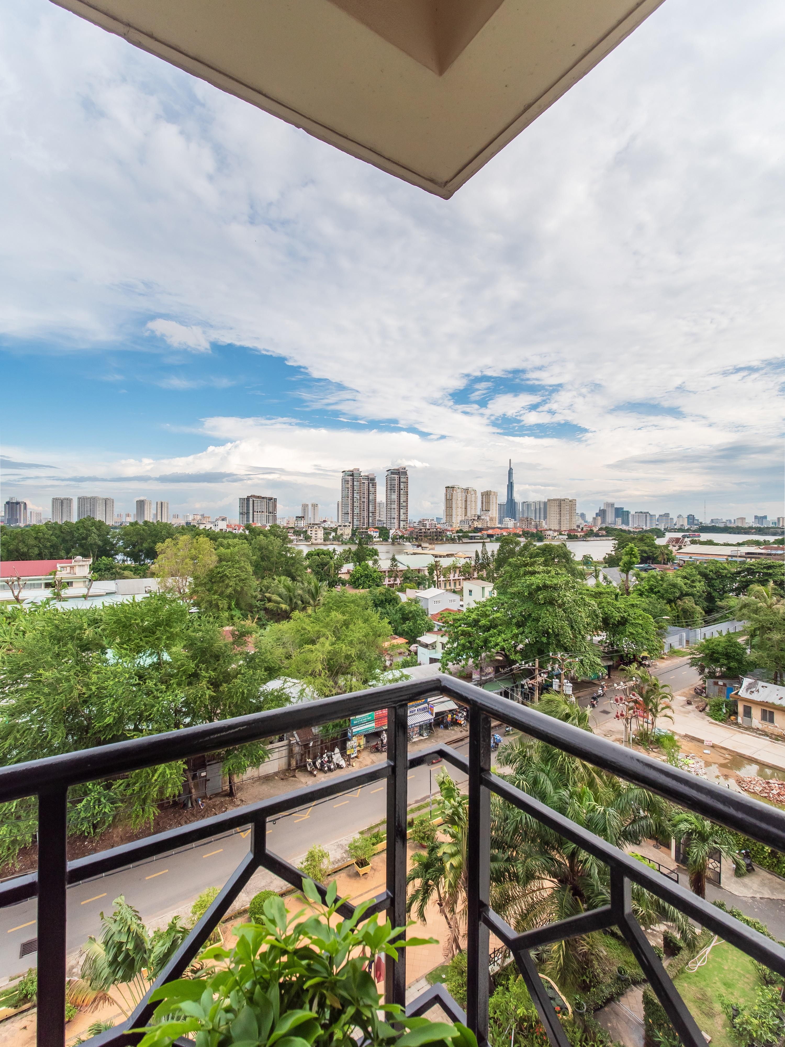 Saigon Domaine Luxury Residences Хошимин Экстерьер фото