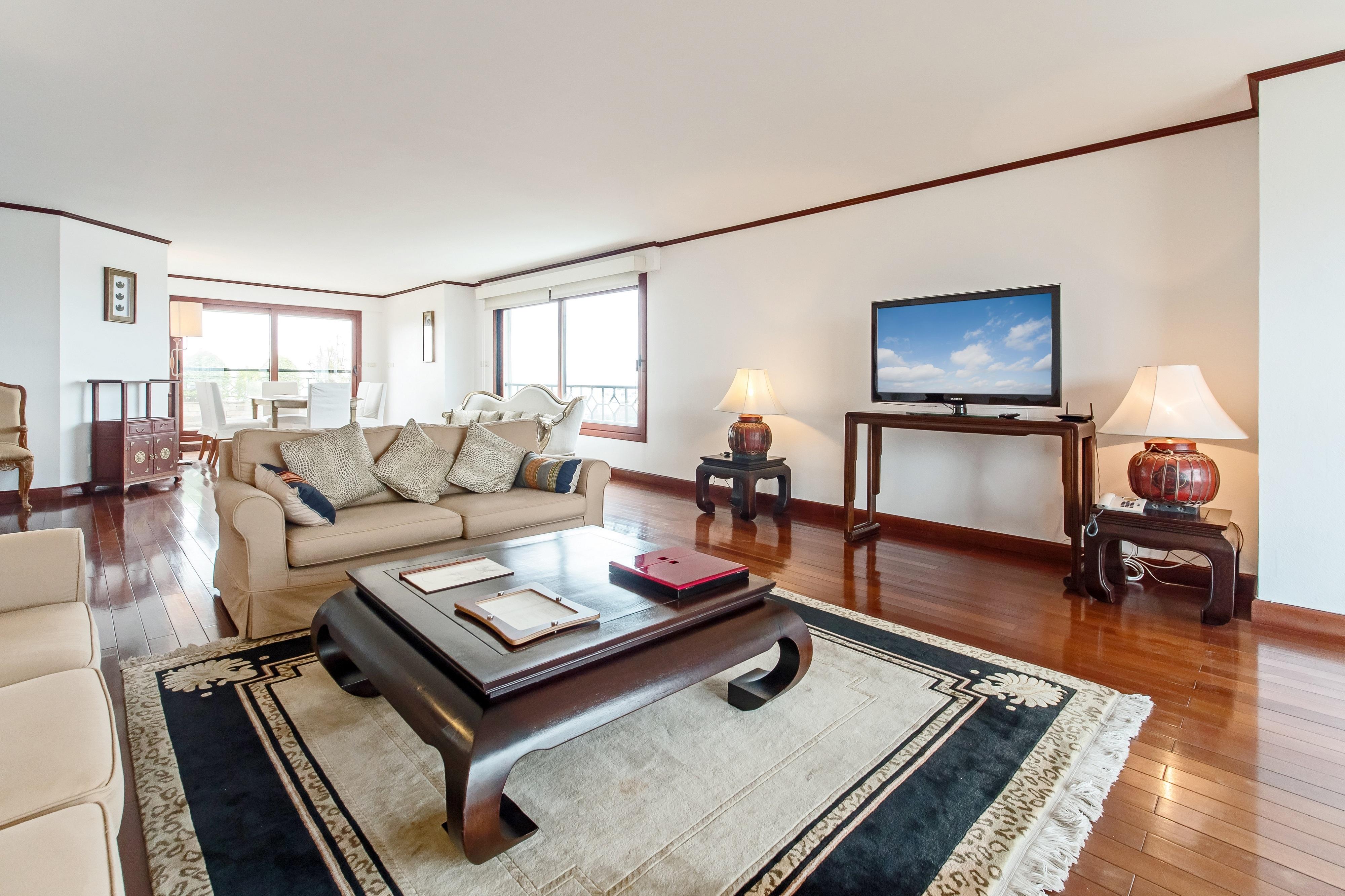 Saigon Domaine Luxury Residences Хошимин Экстерьер фото